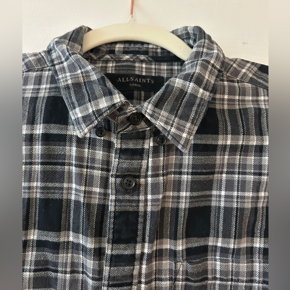 All Saints Men’s Black & White Plaid Button-Down Shirt flannel large